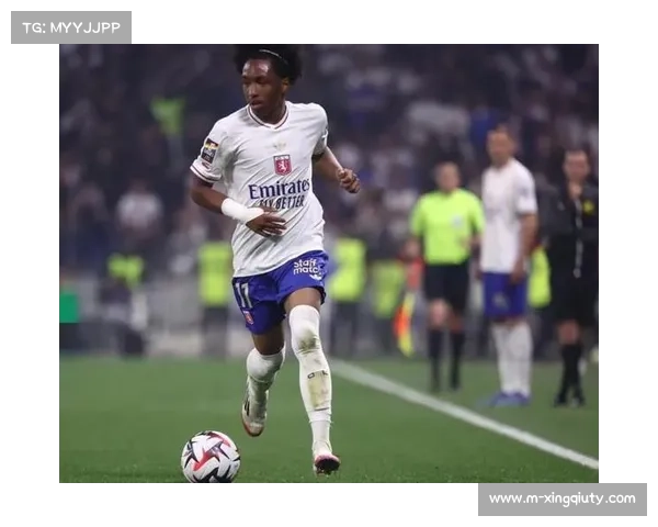 里昂球员马利克·福法纳经纪人称其目标指向顶级豪门